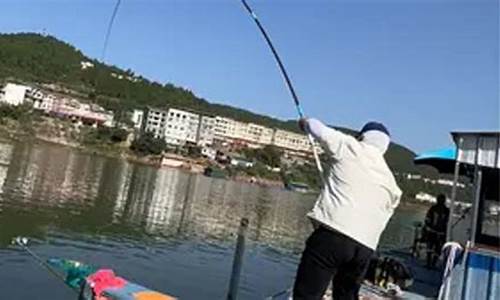 宝鸡嘉陵江野钓(凤县嘉陵江钓鱼)(pic1)